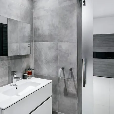 Award Winning St Julians Апартаменты